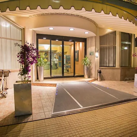 Szálloda Grand 4*