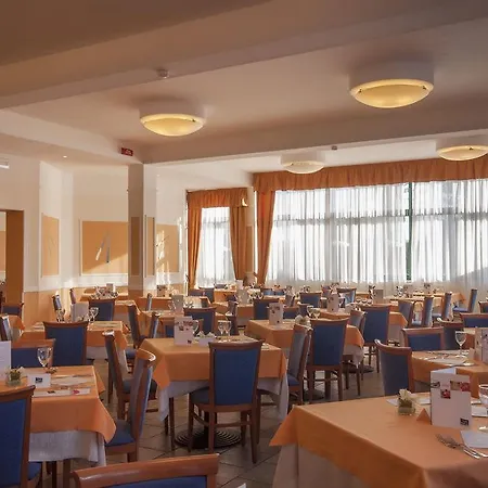 Szálloda Grand 4*