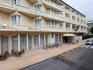 Szálloda Grand Forte dei Marmi