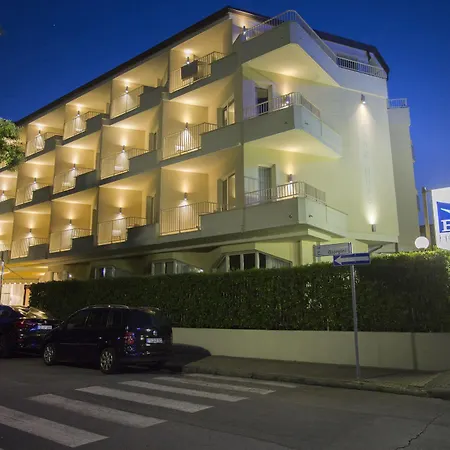Szálloda Grand Forte dei Marmi