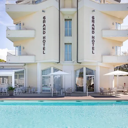 Grand 4* Forte dei Marmi