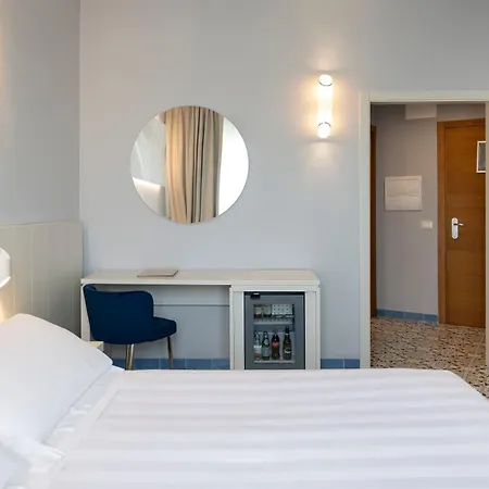 Ξενοδοχείο Grand 4*