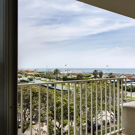 Hotel Grand 4*