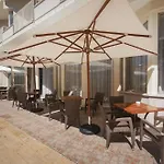 غراند فندق 4*