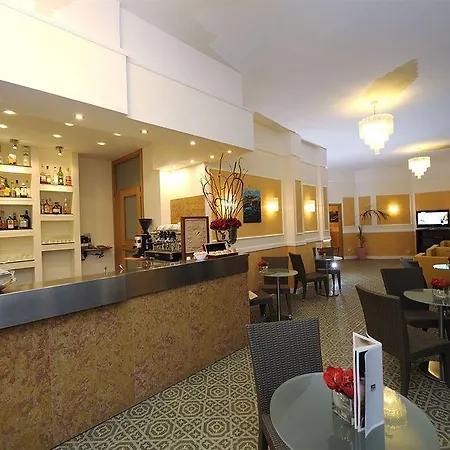 Hotel Grand 4*
