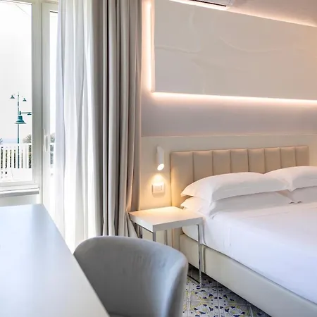 Grand 호텔 4*